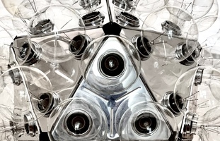 Spot on! Leuchtendesign des 20. Jahrhunderts und Werke der Moderne