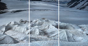 Thomas Wrede, Rhonegletscher III (Triptychon) (aus der Serie "Gletscherprojekt"), 2019, &copy; Thomas Wrede + VG Bild-Kunst